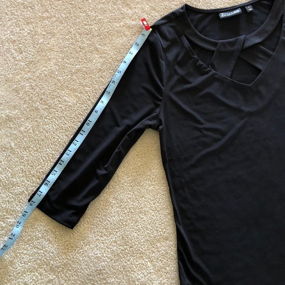 7 th Avenue New York Co  Black Cut Out Top Med - Picture 4 of 7